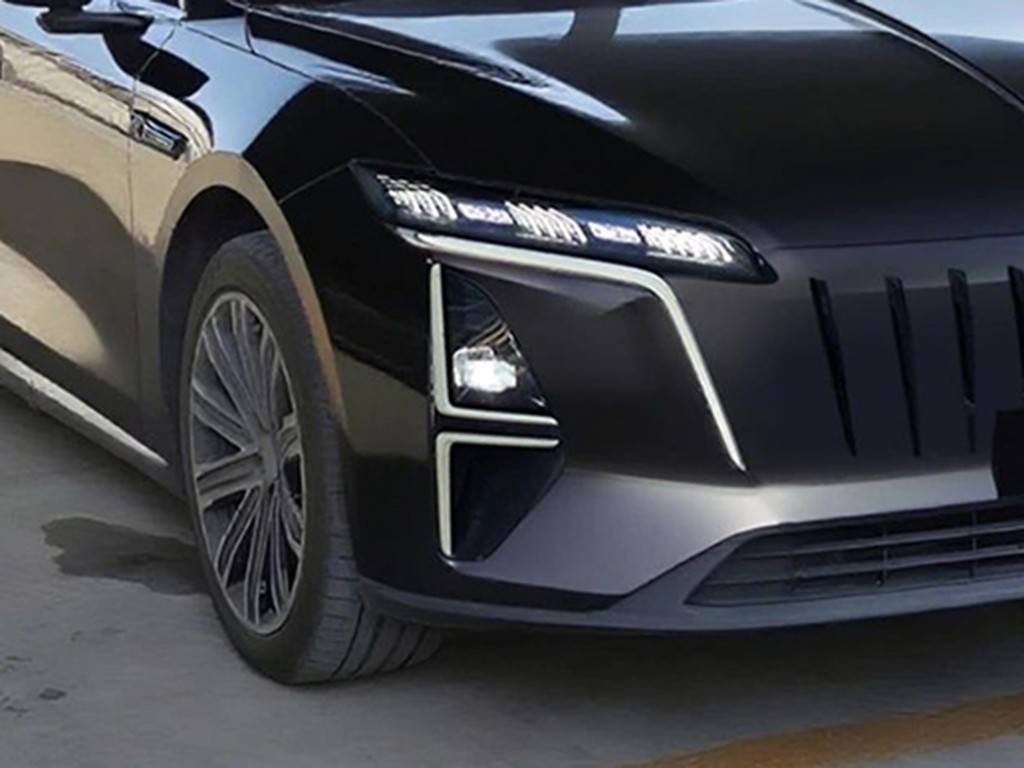 全新紅旗H5曝光!外觀大調整、換半隱藏式門把手,還能熱銷?