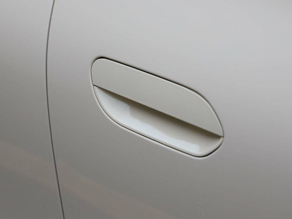 全新紅旗H5曝光!外觀大調整、換半隱藏式門把手,還能熱銷?