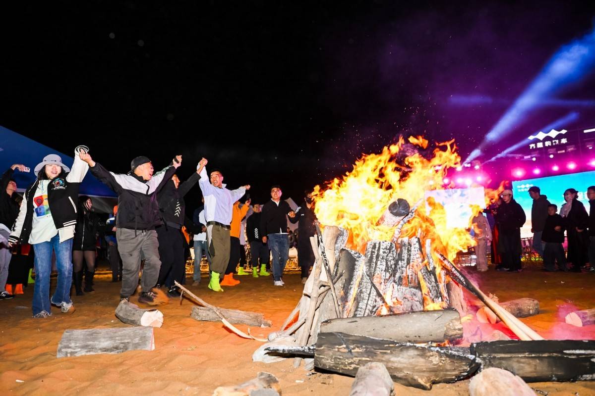 2025方程豹阿拉善越野會豹友齊聚越野玩出生活新花樣