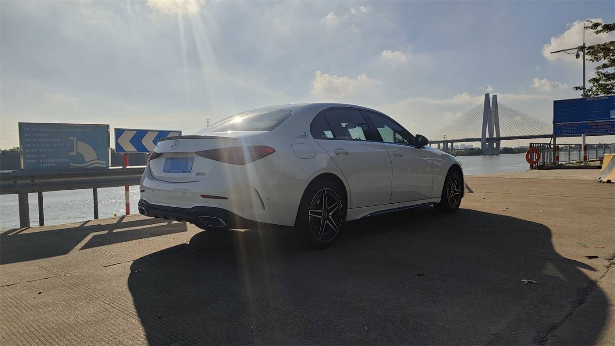 獨立試駕奔馳C級:閃耀的三叉星,還依然璀璨么?