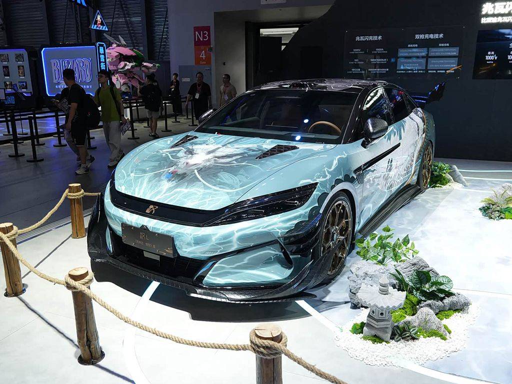 10月想買比亞迪的有福了!唐/宋/漢/夏均有新車型上市