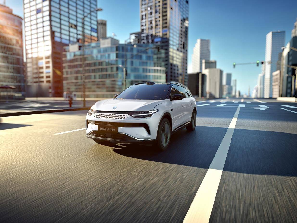 與尚界H5合稱華系雙子星,全新深藍S07與零跑C11誰的價值感更高