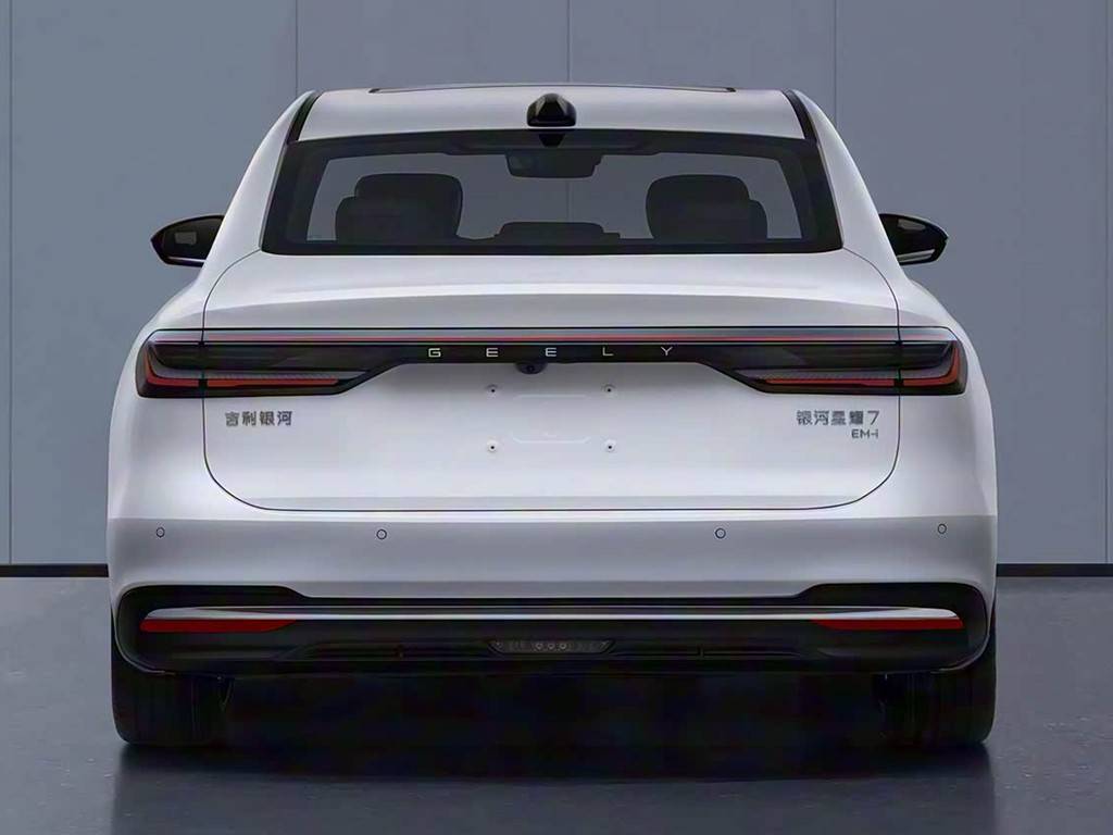 吉利又推新車了,全新銀河星耀7將上市,全面競爭比亞迪?