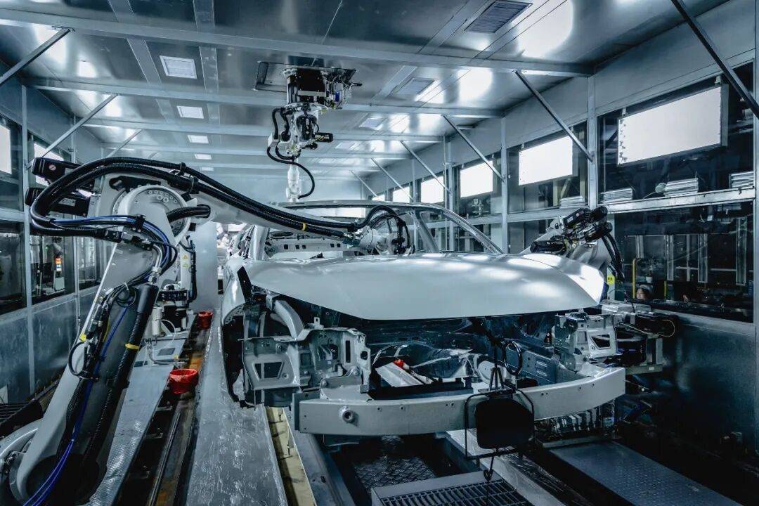 1個月下線1萬臺,領克10 EM-P的時代剛剛到來