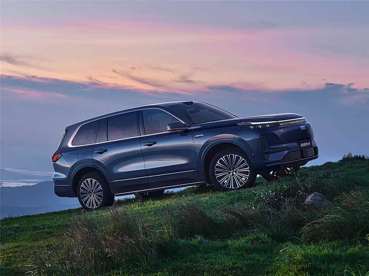 季度銷量首破百萬輛,“帶電”的吉利發展勢頭更強勁