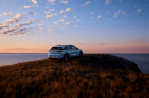 極狐全新阿爾法T5預售12.38萬起,真能讓中級SUV“重新洗牌”?