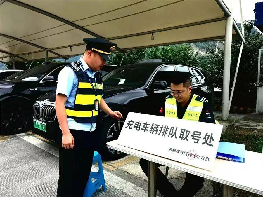 被稱為“電動化”的時代 燃油車殺回來了?