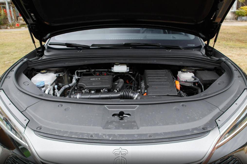 頂配的較量,長(zhǎng)安啟源Q07天樞智能激光版對(duì)上比亞迪宋L,孰強(qiáng)孰弱