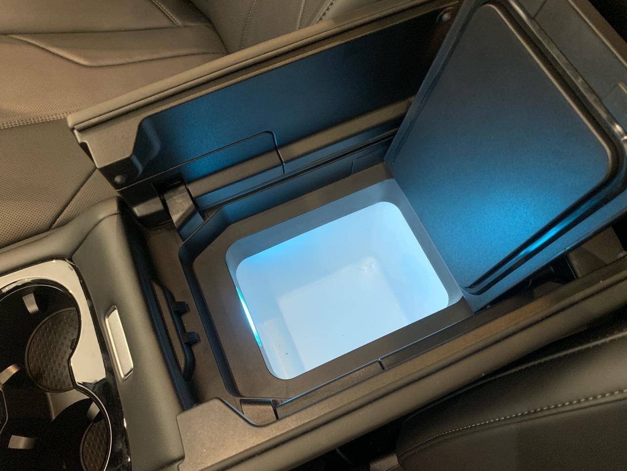 全新坦克400預售價30.98萬元起,Hi4-Z/智駕/冰箱/彩電都齊了