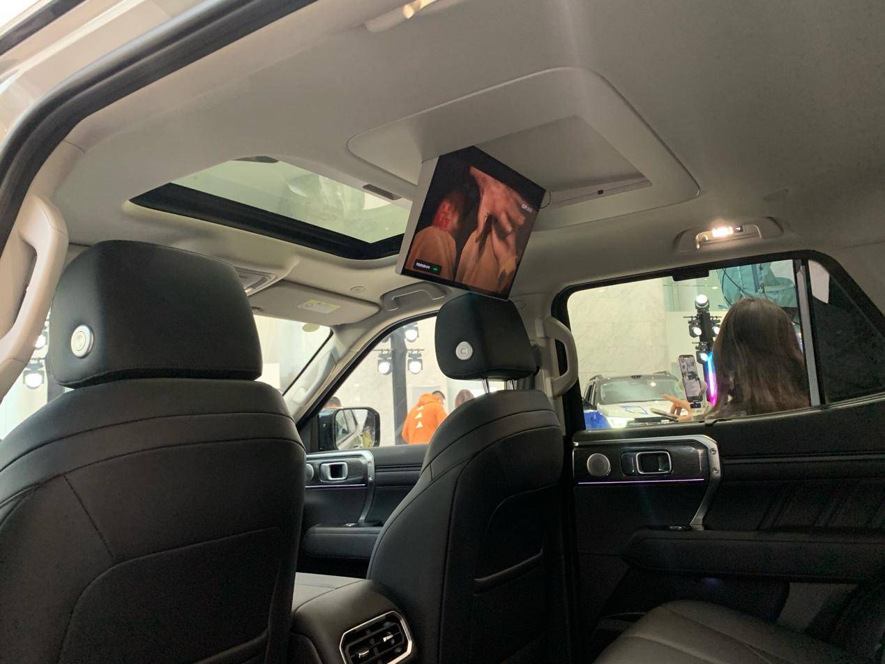 全新坦克400預售價30.98萬元起,Hi4-Z/智駕/冰箱/彩電都齊了