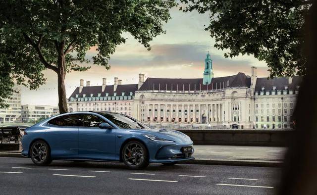 爆款產品不斷:上汽集團,長期主義不是“慢”