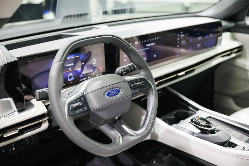 錨定大家庭出行需求,2026款銳界L樹合資大七座SUV價(jià)值標(biāo)桿