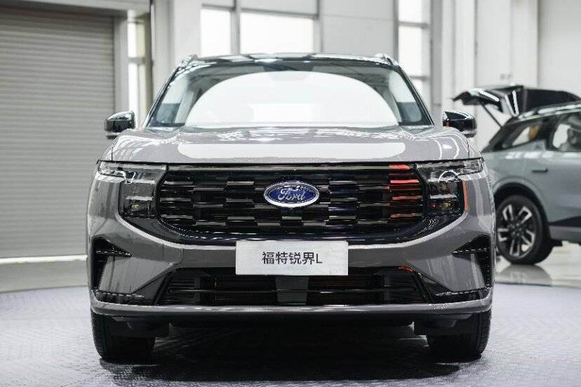 錨定大家庭出行需求,2026款銳界L樹合資大七座SUV價(jià)值標(biāo)桿