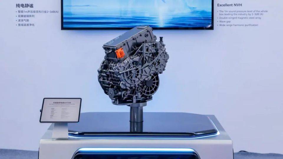 奇瑞放大招!48%熱效率發(fā)動機、固態(tài)電池,一大波“黑科技”亮相