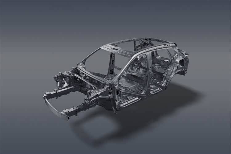 清華最新汽車安全教具,領(lǐng)克08的白車身默默為行業(yè)發(fā)展作貢獻(xiàn)