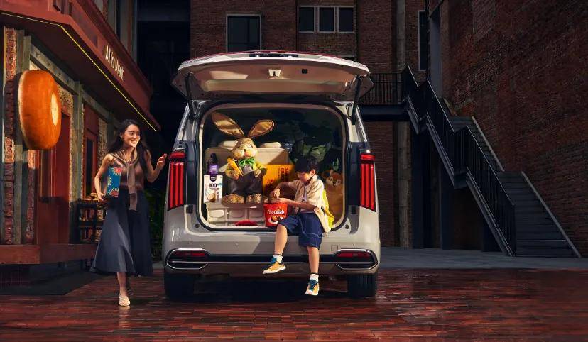 魏牌高山7 MPV新物種 30萬元以內(nèi)最能打的MPV