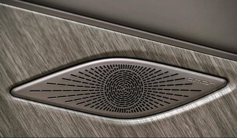 魏牌高山7 MPV新物種 30萬元以內(nèi)最能打的MPV