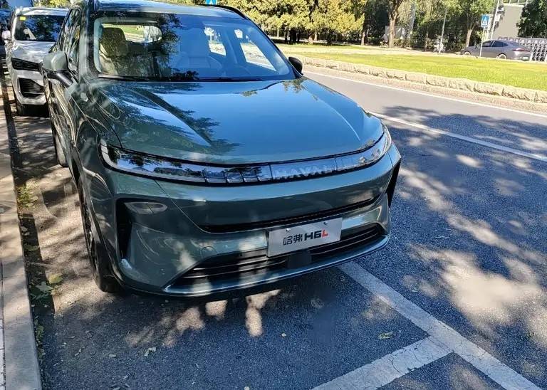 哈弗H6L官圖+實車圖!定位中型燃油SUV,設計巨變,搭2.0T發動機