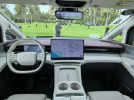 小鵬X9增程版內飾亮相!配備全新方向盤,預計在四季度內上市