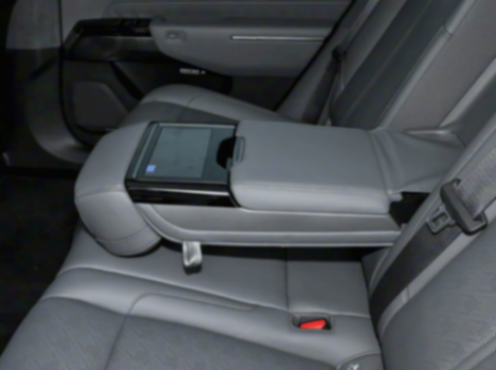 直接標配900V和Thor-U,極氪7X要做20萬價位最不講武德的車?