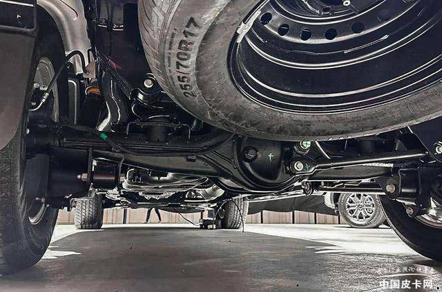 L2智駕、外放電、540°透明底盤……國產皮卡這些配置已成主流