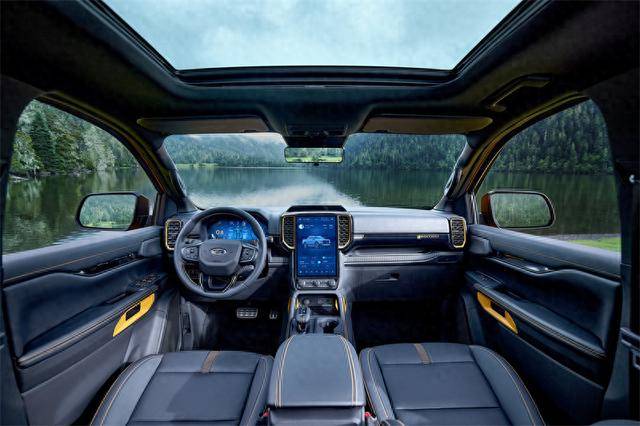 L2智駕、外放電、540°透明底盤……國產皮卡這些配置已成主流