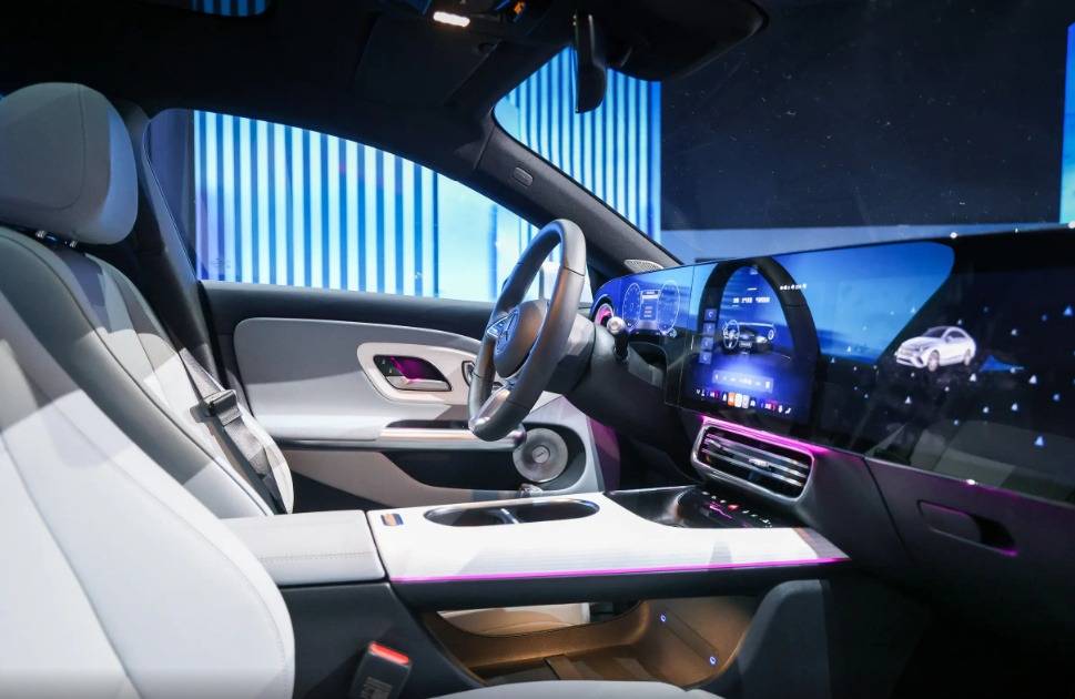 二十多萬的奔馳純電CLA,能從小米SU7上搶市場嗎?