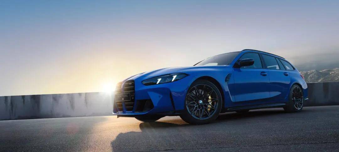 重回“燃”情歲月!寶馬M3旅行版對比奧迪RS4 Avant