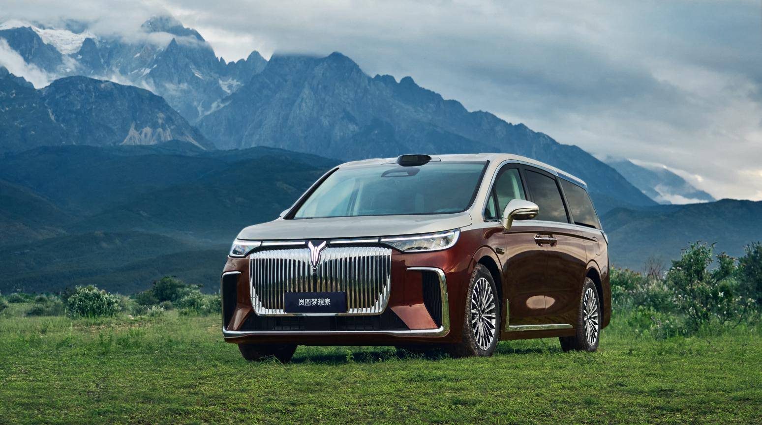 嵐圖夢想家10月銷量再奪冠,新旗艦夢想家山河將于廣州車展推出