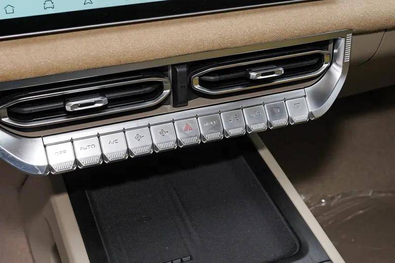 售16.99-24.99萬元 日產(chǎn)鋒坦Frontier Pro系列皮卡上市