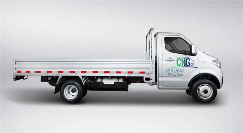 強芯進階,不懼重載!長安神騏T30 2.0L強勁上市,6.09萬元起