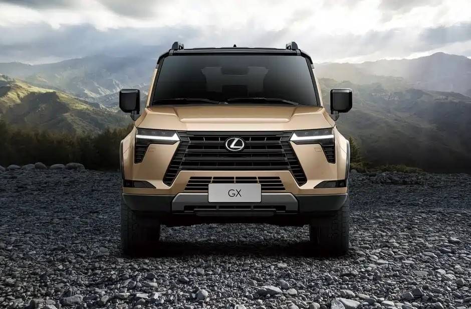 77.8萬元起,新雷克薩斯GX上市!4款車型,設計硬朗,底盤更高了