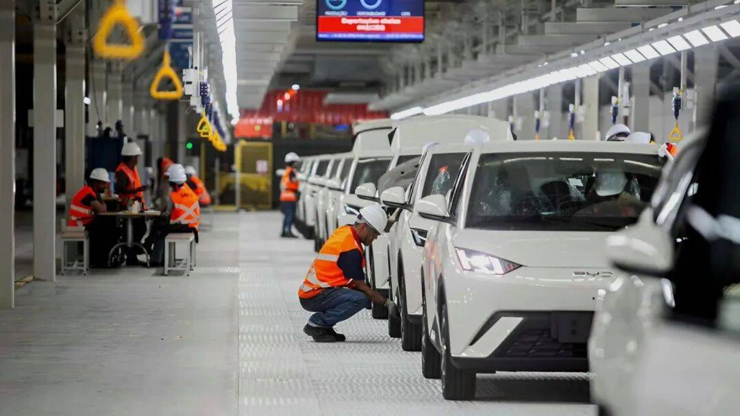 11月銷量超48萬輛,比亞迪開啟“殺神模式”