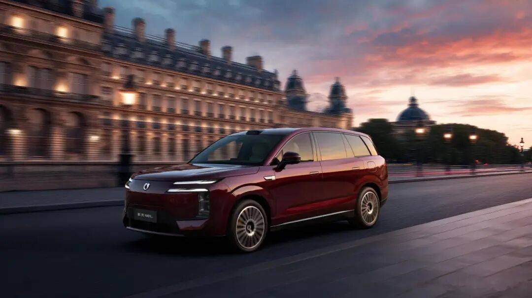 11月銷量超48萬輛,比亞迪開啟“殺神模式”